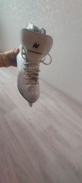 Продам фигурные кошки 34 р.