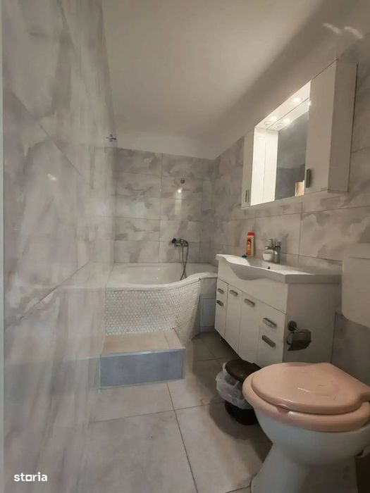 Apartament 3 camere de inchiriat decomandat Vitan Mall