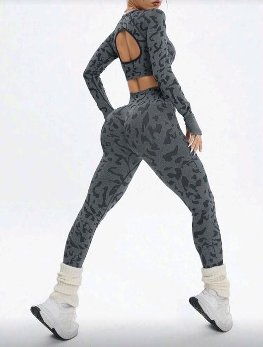 shein нов дамски спортен комплект