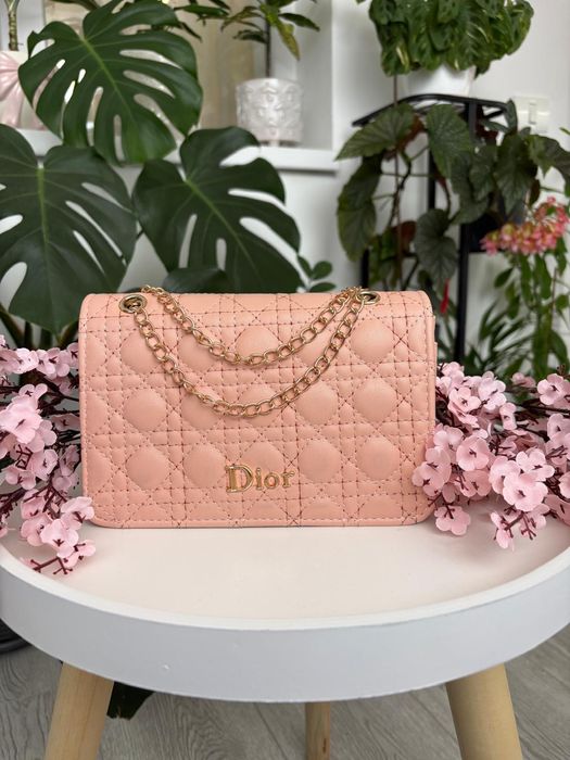Geanta Dior roz pudra
