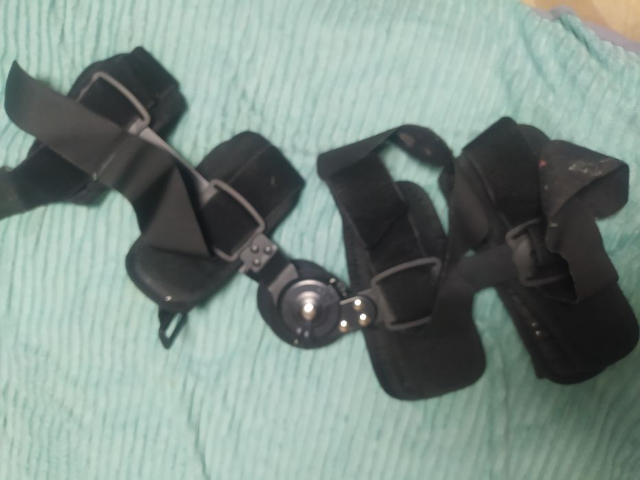 Шарнирный ортез для колена