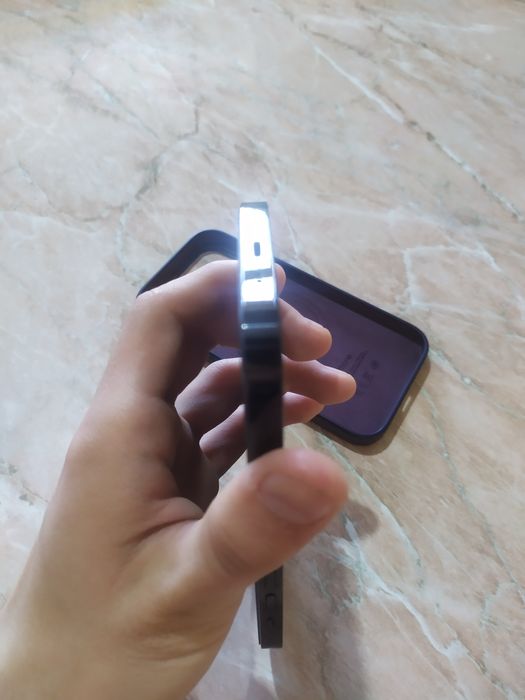 iPhone 14 Pro в идеальном состоянии