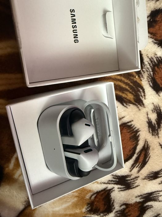 Galaxy Buds 3 fe noi