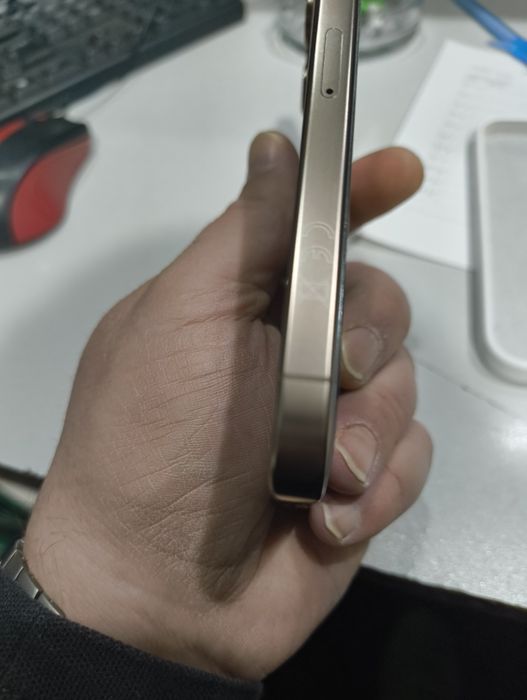 Vand iphone 16 pro max 256 gb ca nou