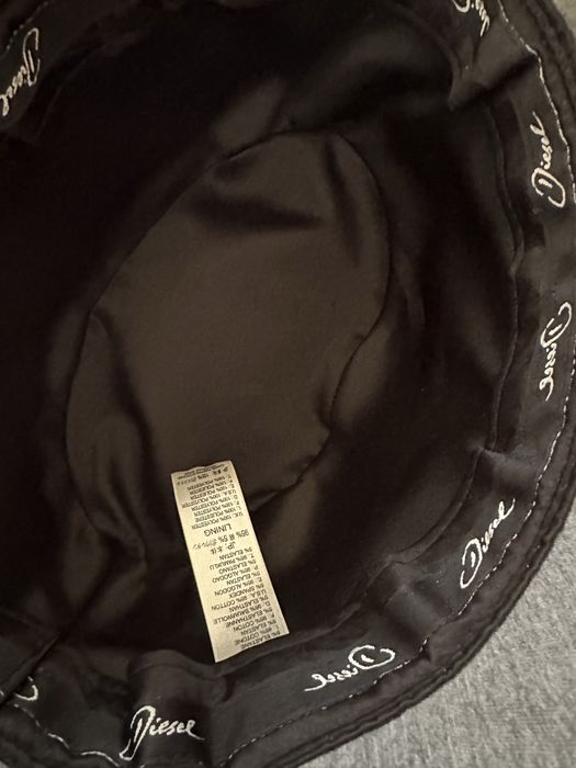 Шапка dsquared by far