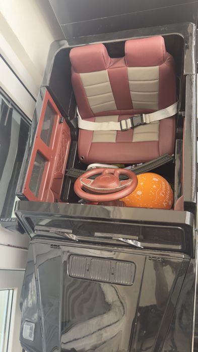 Продам Мерседес машину для детей