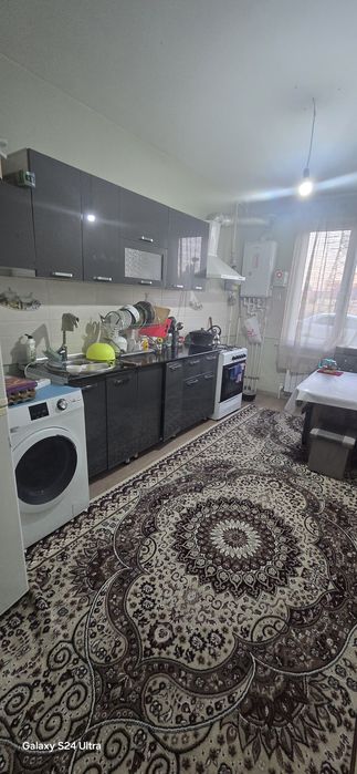 Сергили чоштепа метрони биринчи бекати  3хона сирий домлар тараф 71м