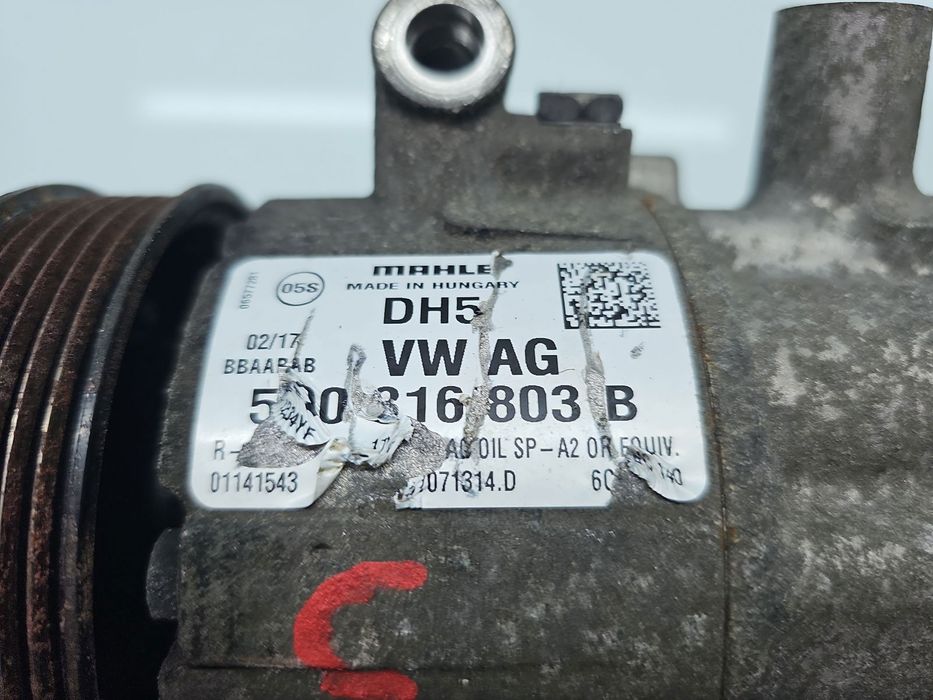 Compresor clima  Volkswagen Golf 7 (5G) [Fabr 2014-prezent] 5Q0816803B