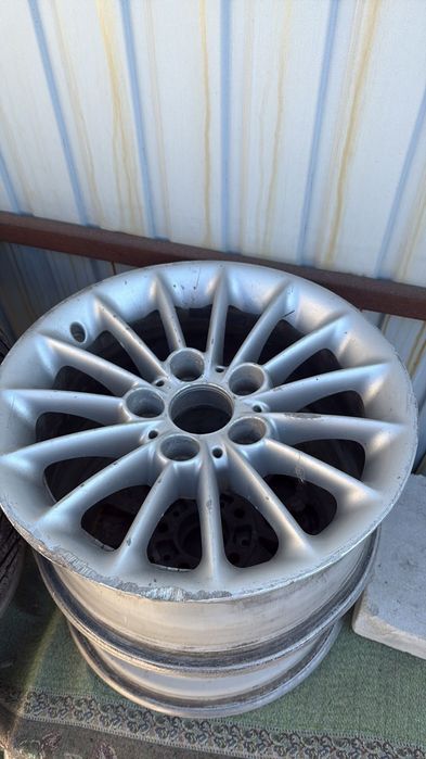 215/60/16 диски от бмв р16