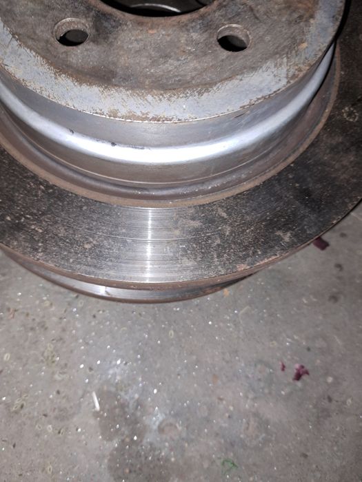 Discuri frana spate Bmw  E91
