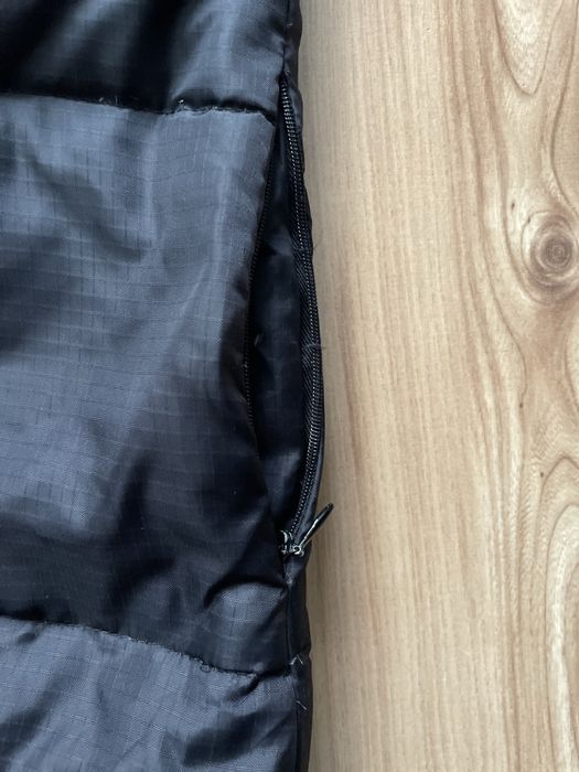 DKNY / мъжки елек/грейка с пух М