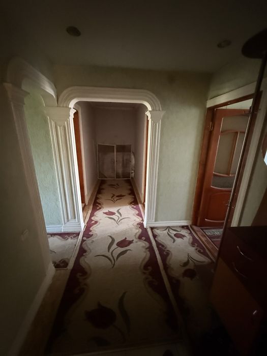 Kvartira sotiladi 3 xonali