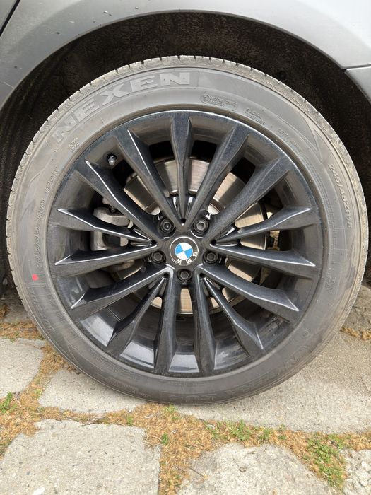 BMW 18 оригинални джанти с гуми