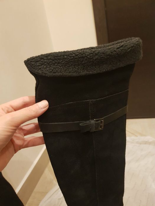 Чизми от естествен велур с ток