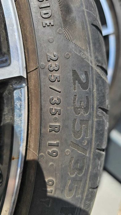 Jante Aliaj BMW M OEM + Cauciucuri Vara 235 / 35 / R19