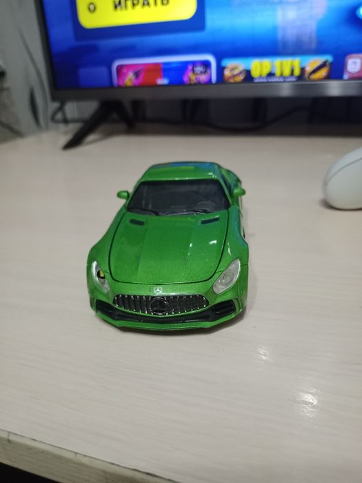 Машины железные продам