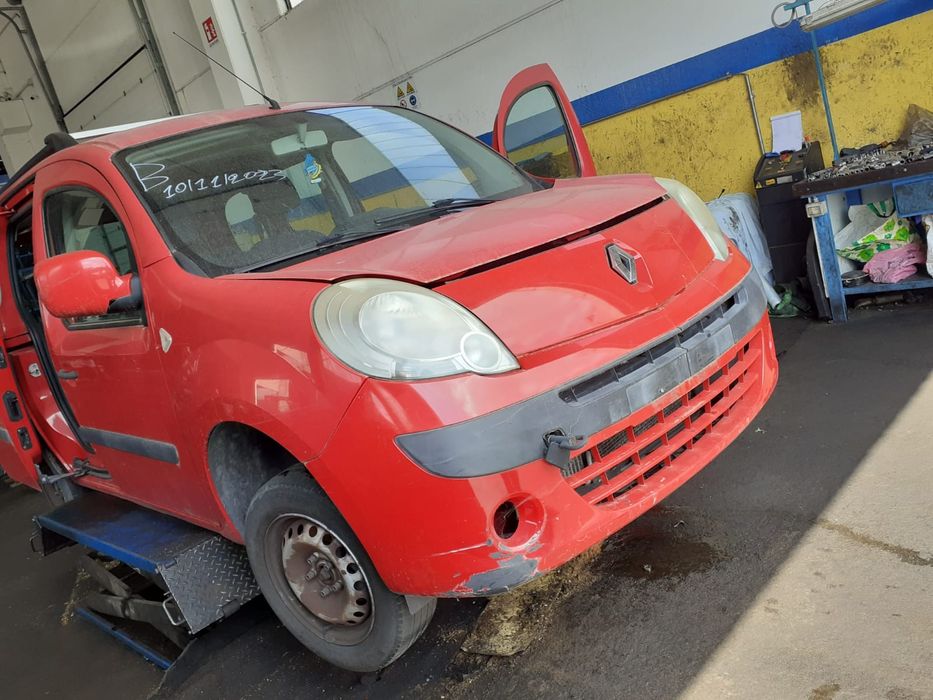 Fata completa renault kangoo 2013