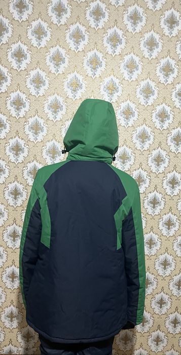 Продам лыжный костюм