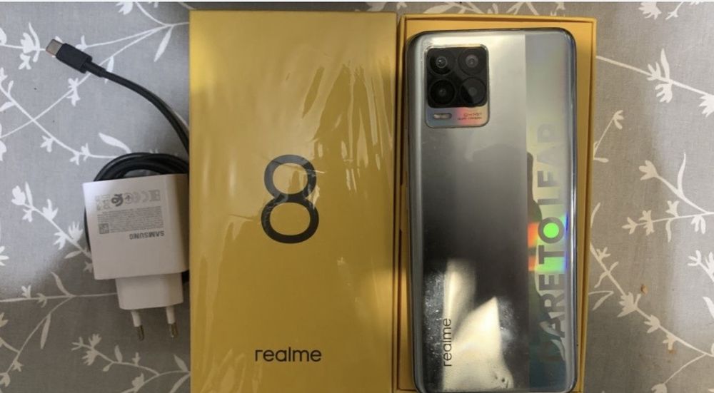 Realme 8 6+6gb 128gb srochna