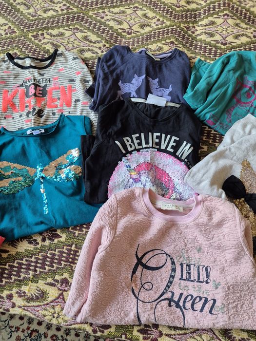 Блузки с дълъг ръкав и клинчета 128-134 см.