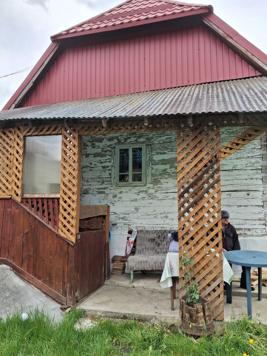 Casa de lemn in loc Vidra jud Alba