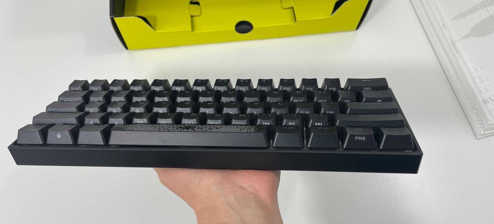 Tastatura K65 RGB Mini Noua