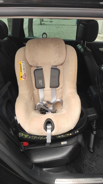 Детско столче за кола Britax Römer DUALFIX 2 R