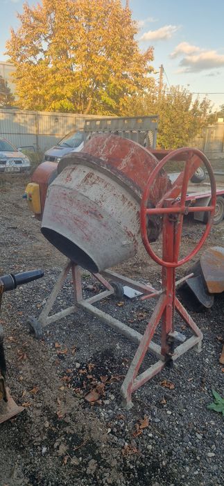 Închiriez betoniera de închiriat