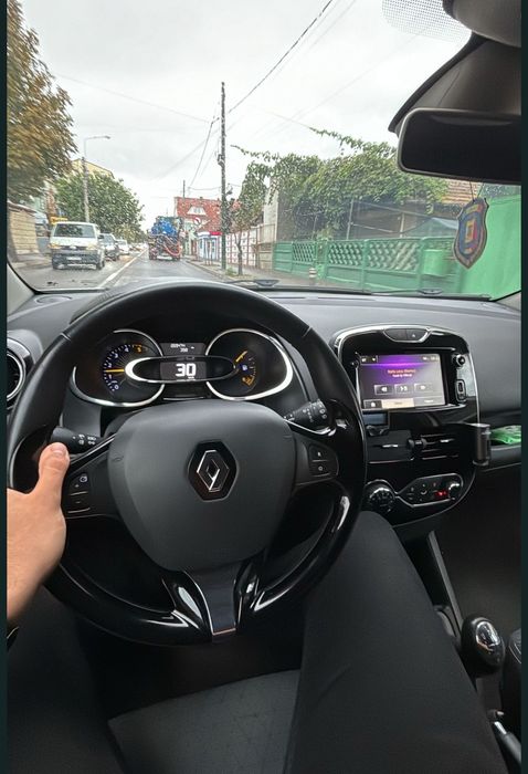 RENAULT 4 2015 — imagine 10
