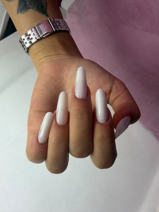 Manichiura cu gel