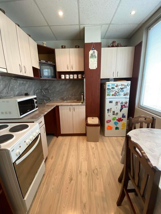 Дава се под наем Двустаен апартамент в Стара Загора, Самара 1 - 80 кв.м за 306 € - Снимка #2