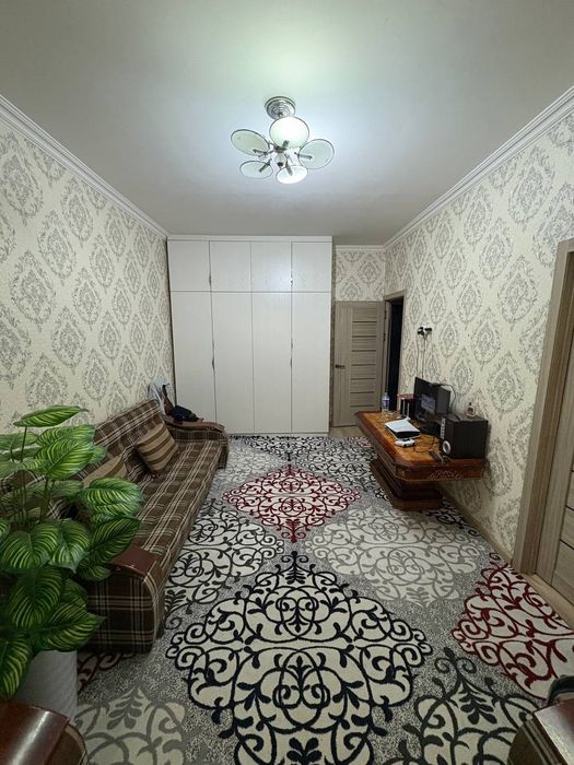 Продаётся квартира Чиланзар 14 квартал 1в2/1/4 панель 1,5 ×6