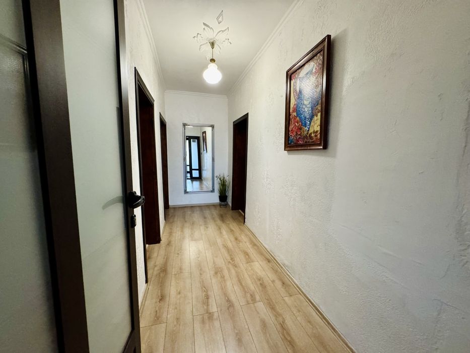 Продава се Къща в Чипровци - 300 кв.м за 2167 €/кв.м - Снимка #3