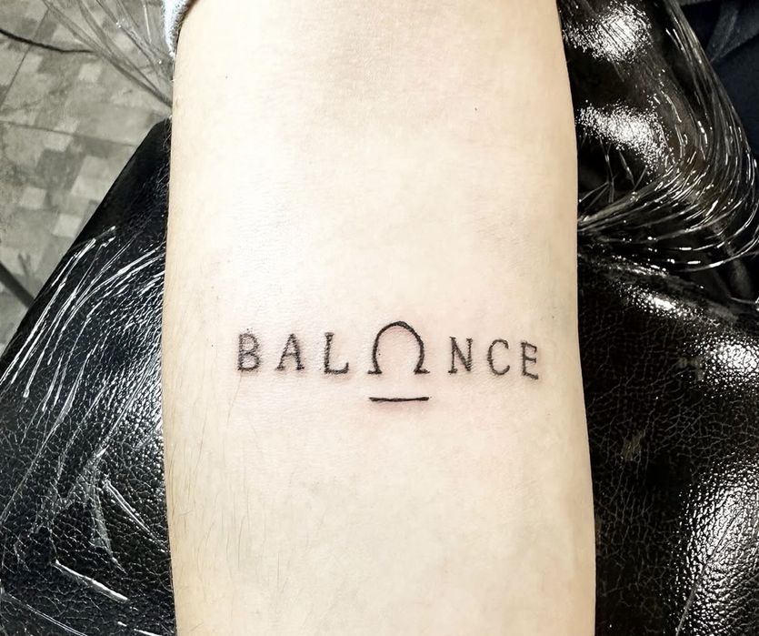 Tatuaje Fine Line – Câmpia Turzii | prețuri accesibile