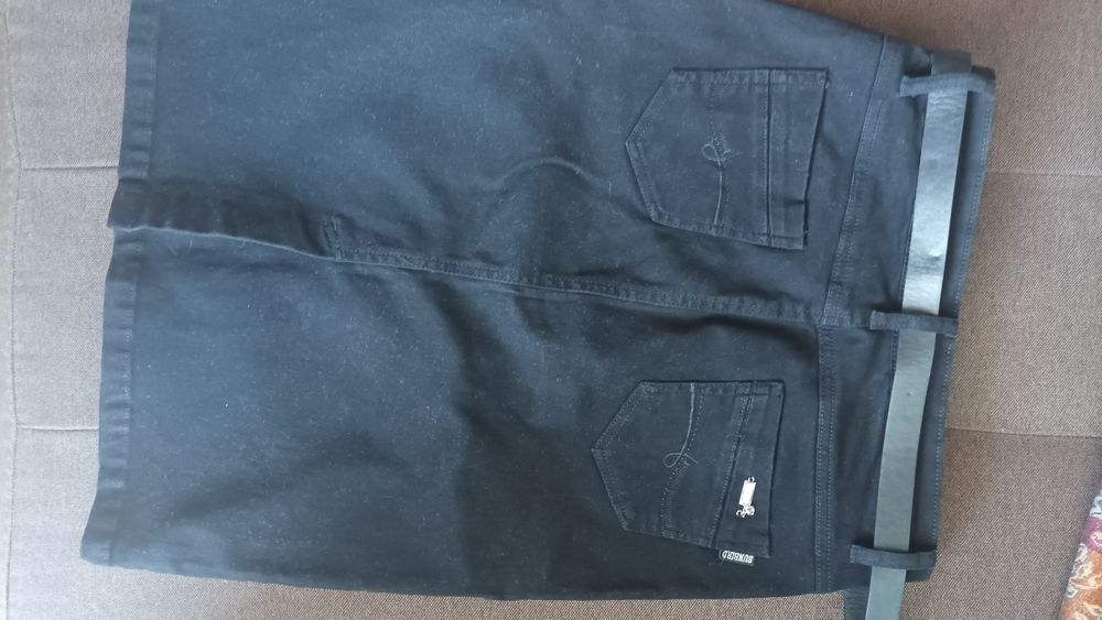 Продавам дамска пола