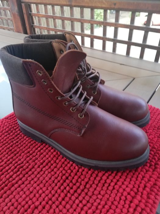 Bocanci noi Lander nr 44/45 piele