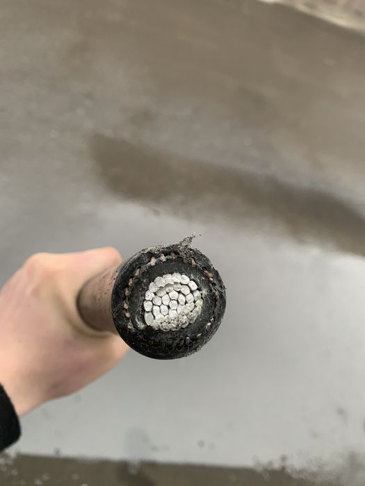 АПВПУ 1*240 кабел