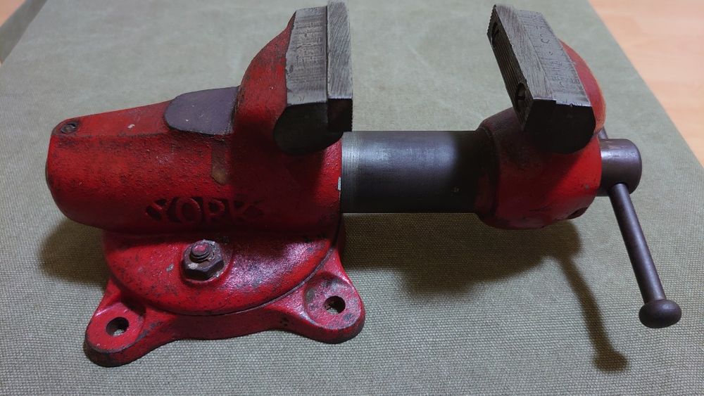 Menghina YORK 60 - Wilton Baby Bullet Vise