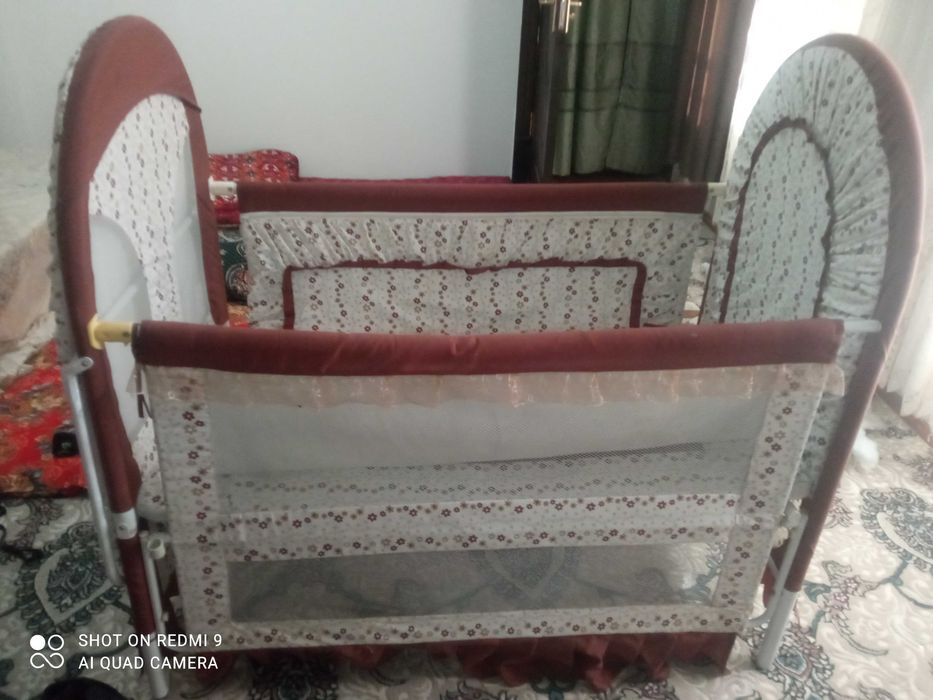 Детская кровать в хорошем состоянии