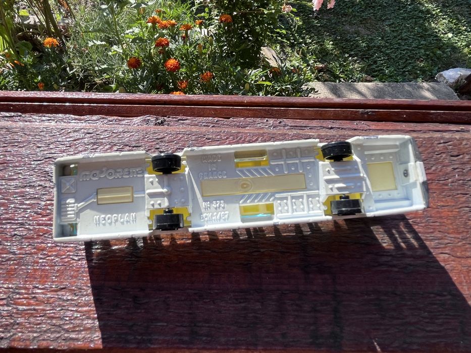 Machetă autobuz 1:87 Majorette Neoplan