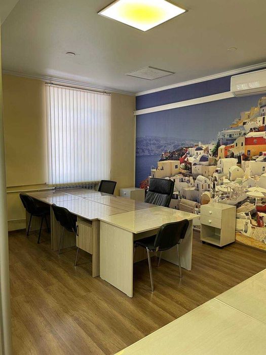 Сдаётся офис в центре города!