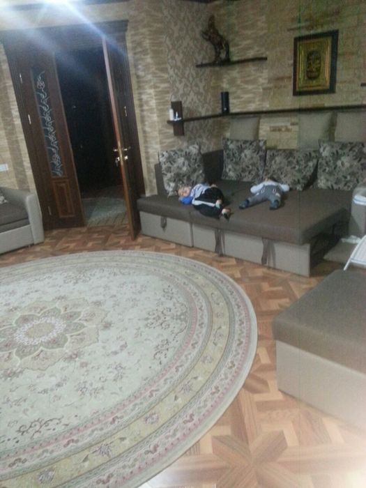 Сдаётся 3-х комнатная квартира в центре Ташента. Хорошая локация.