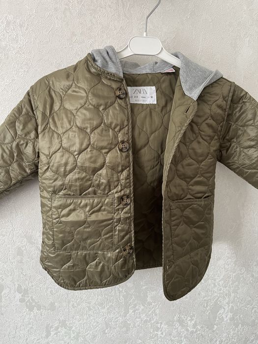 Ветровка ZARA  98 размер