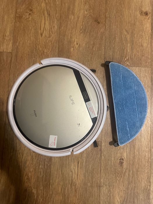 Продам пылесос. 40.000 тенге.