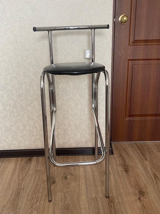 Барные стулья продам
