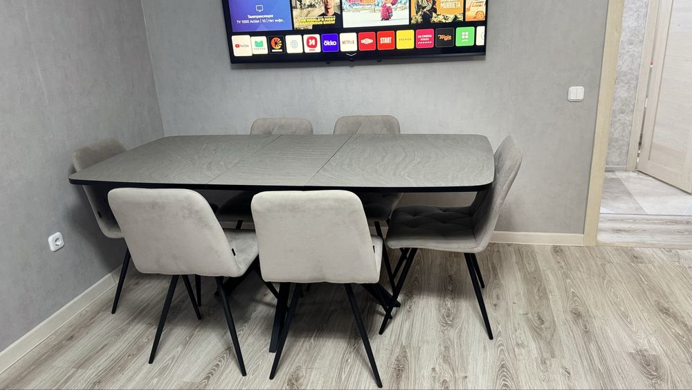 Продам стол и стулья