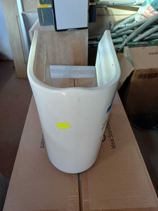 Chiuveta baie Roca Debba noua si semipiedestal roca