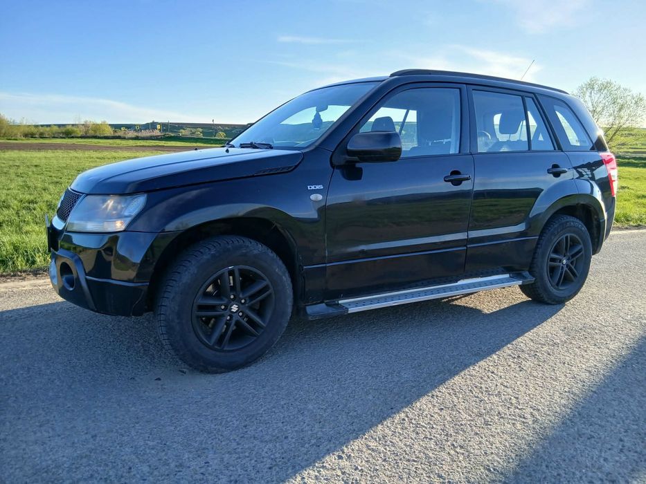 SUZUKI Grand Vitara