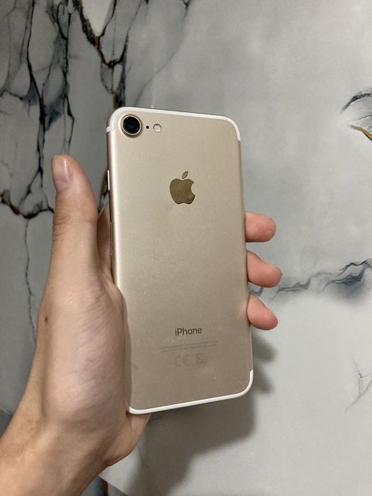 Айфон    7  голд