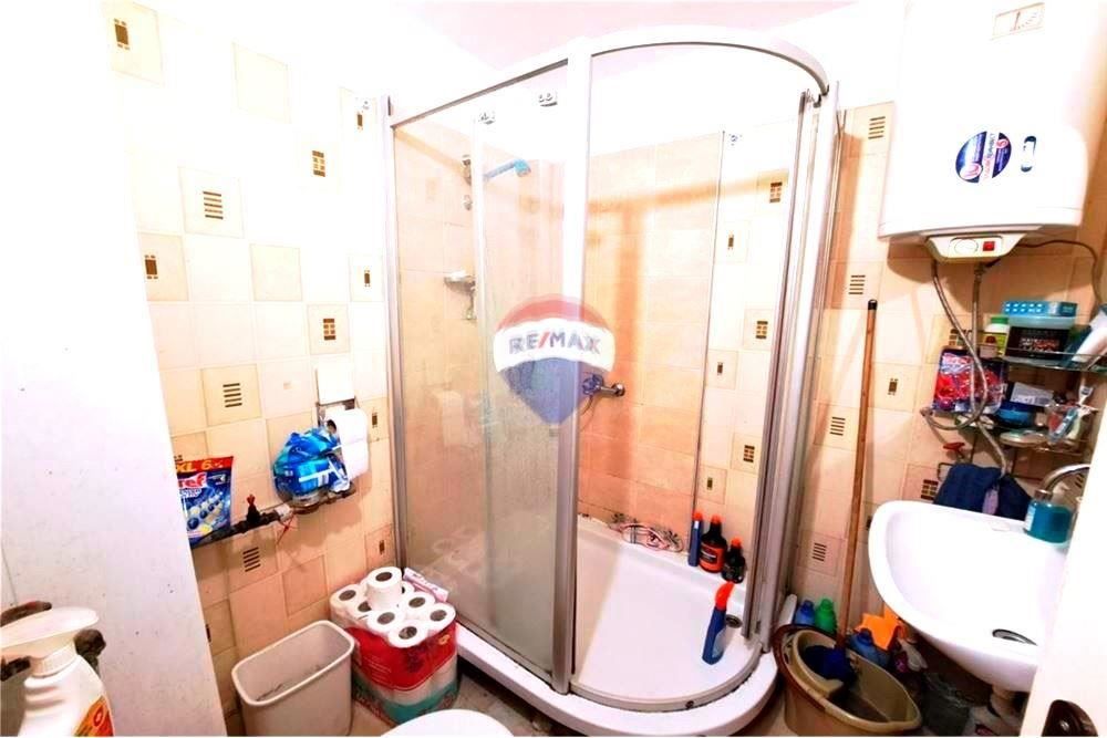 Продава се Двустаен апартамент в Варна, Аспарухово - 69 кв.м за 1283 €/кв.м - Снимка #3